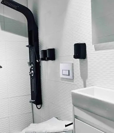 Appartamento New 4bedroom 3bathroom Elevator Fatih/balcony Ac Provincia di Istanbul